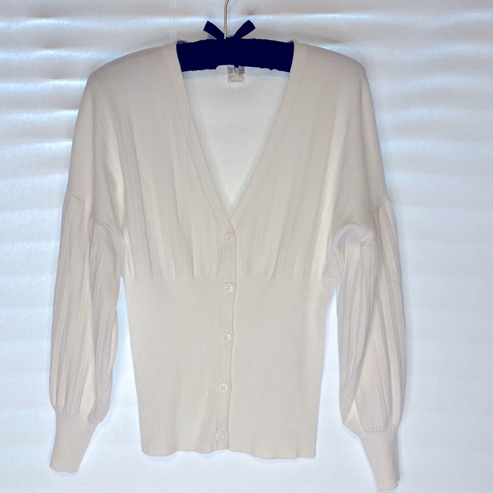 NEW Cardigan Sweater White NEW Without Tags